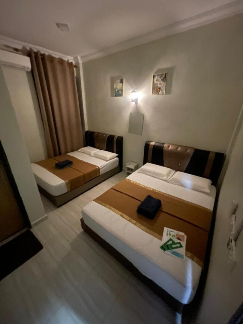 Perhentian Suria Hotel Kampong Pasir Petani Ngoại thất bức ảnh