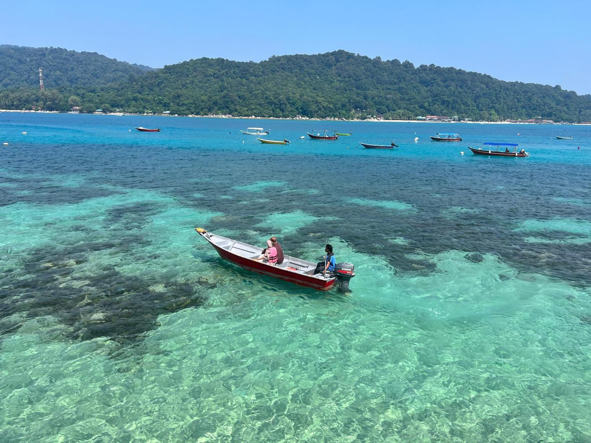 Perhentian Suria Hotel Kampong Pasir Petani Ngoại thất bức ảnh
