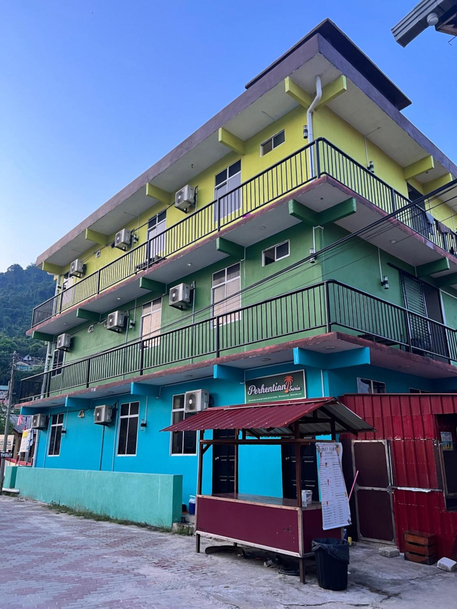 Perhentian Suria Hotel Kampong Pasir Petani Ngoại thất bức ảnh